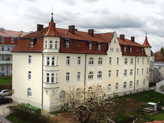 Großzügige 5-Zimmer-Wohnung, Uni- und Klinikumsnah