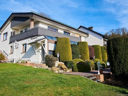 Einfamilienhaus mit Einliegerwohnung in Top-Lage von Sundern