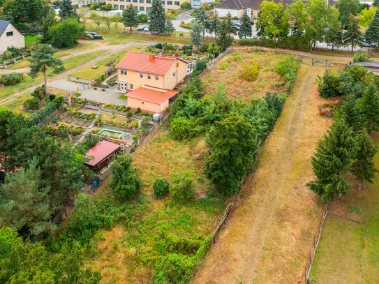 Zentrumsnah mit Ausblick über die Stadt: Bauträgerfreies teil-erschlossenes Grundstück in Wriezen