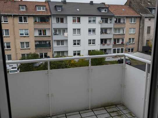 Schöne 3 Zimmerwohnung Innenstadtlage mit Balkon