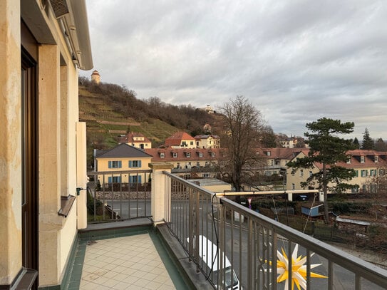 Erstbezug! Exklusive 5-Zi.-Wohnung mit Südbalkon und traumhaftem Ausblick oberhalb von Radebeul-West