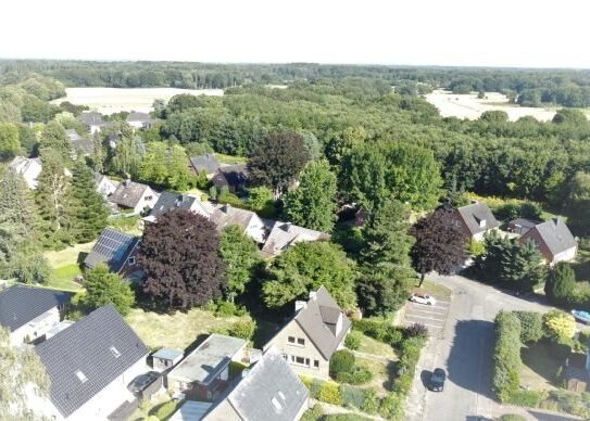 Ammersbek, 5 Zi.-Einfamilienhaus mit viel Licht und großem Garten