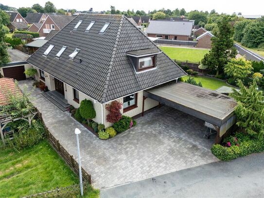 Großzügiges Zweifamilienhaus in ruhiger Nebenstraße, mit toller Dachterrasse!