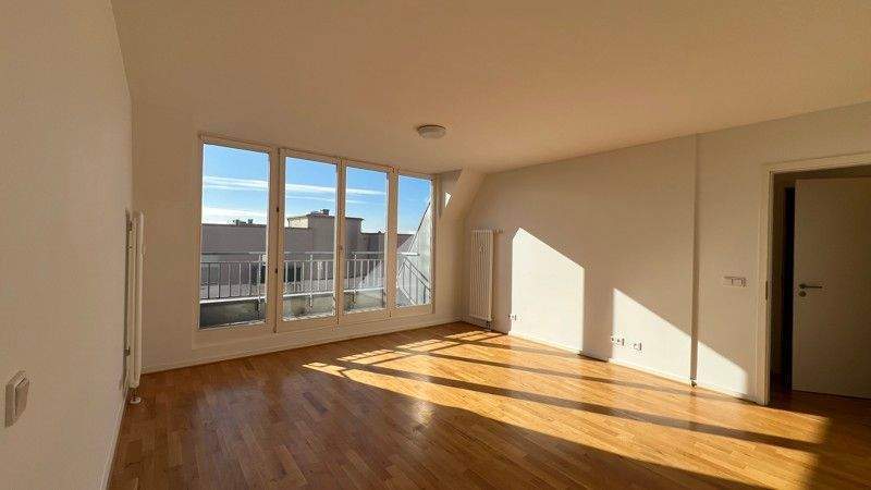 Charlottenburg - Sonniges Dachgeschoß mit Alkoven. - Foto 1