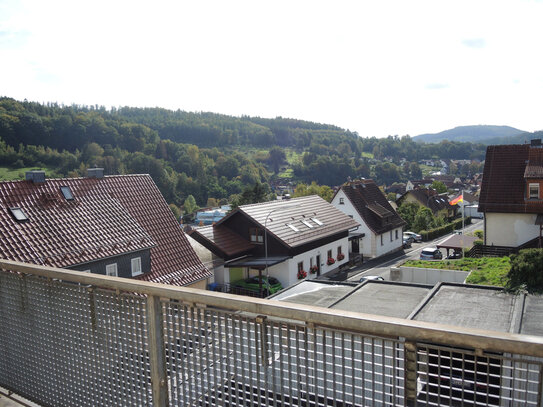 Schön geschnittene, top gepflegte 3-Zimmer Eigentumswohnung mit Balkon und PKW-Stellplatz in Bad Brückenau zu verkaufen