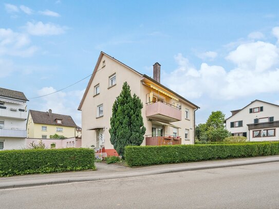 Gemütliches Nest unterm Dach: 3-Zi. Wohnung in Gaggenau