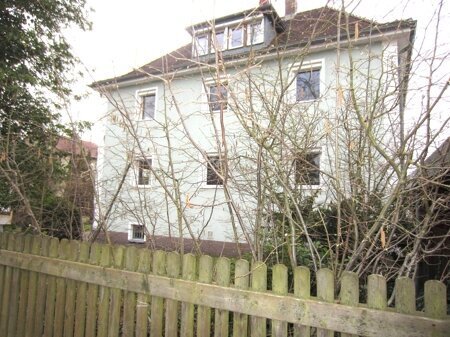 2-Fam-Haus in Fürth-Stadeln - Schon das Grundstück ist ein kleines Paradies! Dach/Fassade/Hzg. RENOV