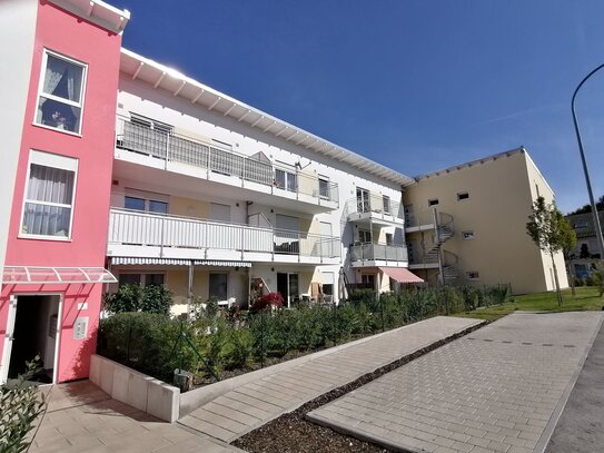 *** neuwertige 3 Zimmer mit Balkon in ruhiger Lage ***