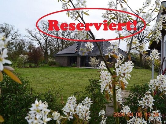 RESERVIERT! Winkel-Walmdach-Bungalow (2018) in Martfeld-OT