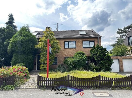 Zweifamilienhaus mit großem Garten In ruhiger Lage Meerbusch-Büderichs