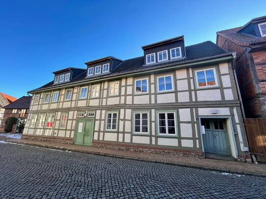 Saniertes, gepflegtes Mehrfamilienhaus in Rehna mit 5 Wohneinheiten - vollständig vermietet