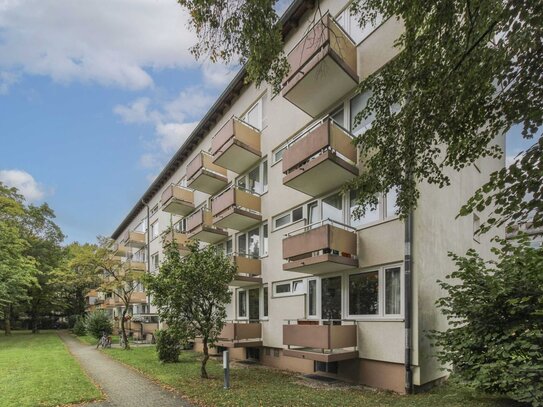 Bezugsfreies Wohnen mit Grün: 3-Zi.-Wohnung mit Balkonen und Duplex in ruhiger Lage