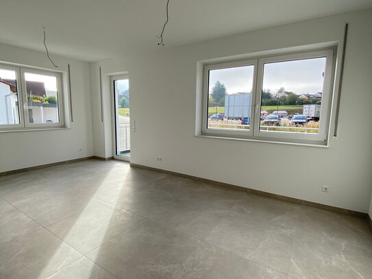 Wunderschöne 3 Zi-Neubau-Wohnung mit großem Balkon, Einbauküche in Kirchberg