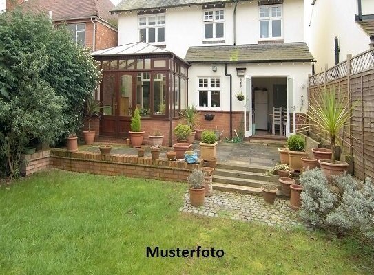 Einfamilien-Reihenmittelhaus mit Garage