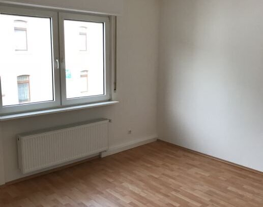 Ihr neues Zuhause - 3 Zimmer im 1. Obergeschoss mit Balkon!