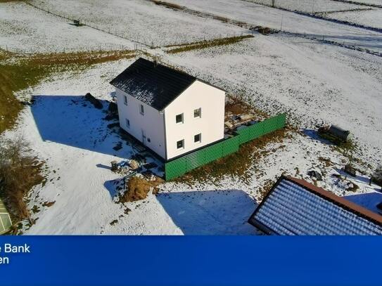 Modernes Fertighaus in Holzständerbauweise - Perfekt für Ihre individuellen Ausbauideen