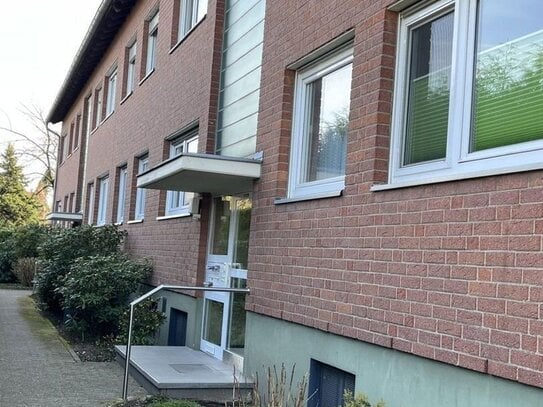 gut geschnittene 3 Raum EG Wohnung in Neuss mit Südbalkon und Stellplatz