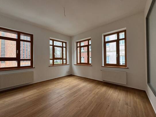 Helle, modernisierte 2-Raum-Wohnung mit hochwertiger Ausstattung