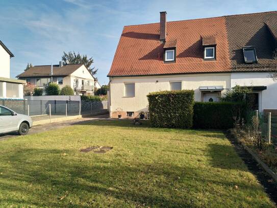 Schnuckeliges Häuschen mit Arbeit in Bestlage von Nürnberg-Altenfurt sucht neuen Eigentümer