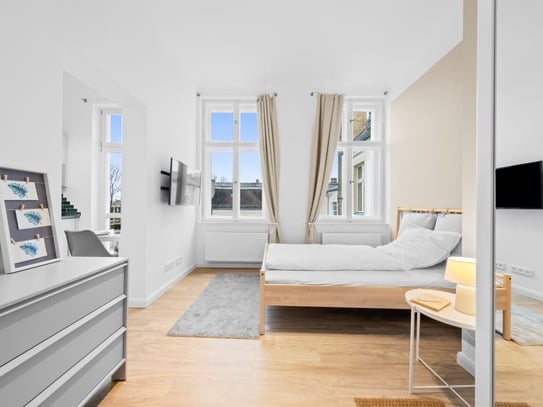 Schönes und voll möbliertes Studio Apartment in Berlin