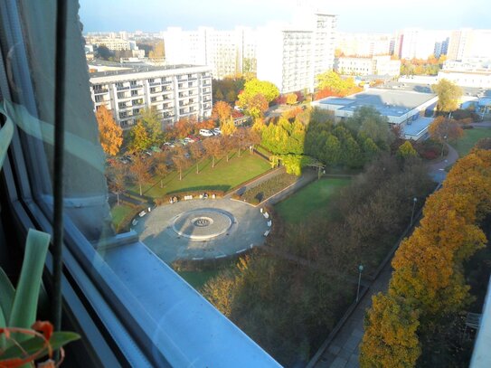 Guter Preis, bestens geschnittene 3-Zi-Balkon-Whg im Hochhaus!