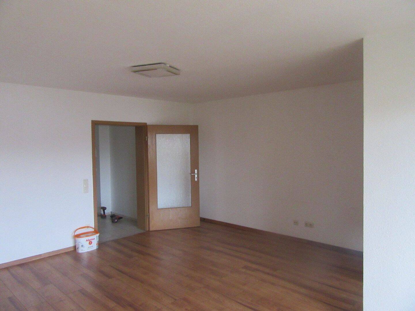                                                               2 Zimmerwohnung mit Balkon in N&uuml;rnberg S&uuml;dfriedhof                                                       in Worzeldorf (Nürnberg)