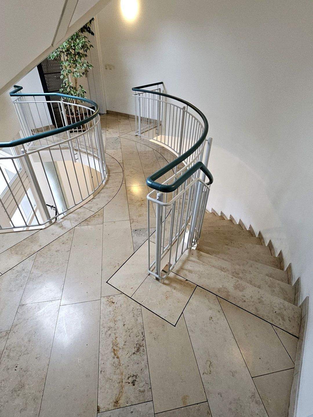                                                               Citynah &amp; naturnah zugleich: 2 Zimmer in F&uuml;rth-Vach mit Wiesengrund-Zugang                                                       in Unterfarrnbach (Fürth)