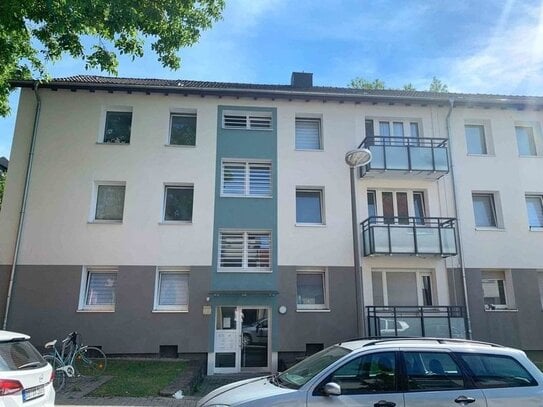 sanierte 2-Zimmer-Wohnung im Erdgeschoss mit Balkon