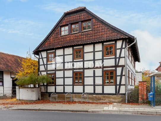 Großzügiges Fachwerkhaus mit viel Platz, Nebengebäude und großem Grundstück