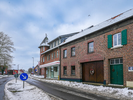 Gepflegtes Familienhaus mit Wellnessoase, Kamin & großem Garten - Modernisiert & Familienfreundlich