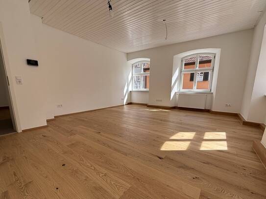 Erdgeschosswohnung zum Erstbezug nach Sanierung