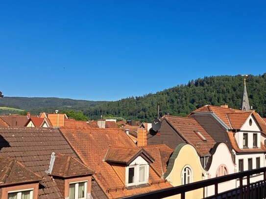 Erstvermietung von kernsanierter Wohneinheit mit Aufzug in zentraler Altstadtlage von Eberbach