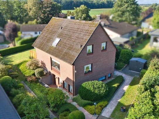 Gepflegtes Einfamilienhaus mit Vollkeller und Garage in familiärer Wohnlage von Nenndorf