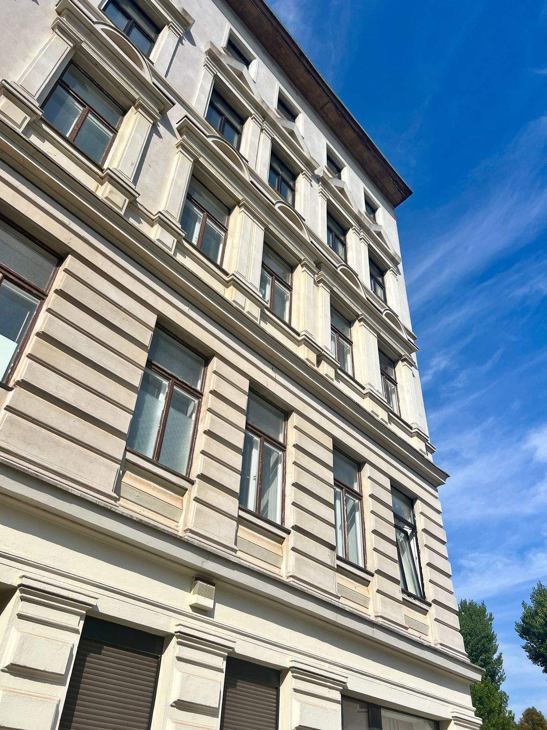 Denkmalgeschütztes Wohn-/Geschäftshaus zur Entwicklung