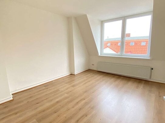 helle Dachgeschosswohnung