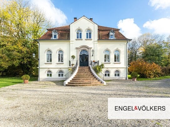 Einzigartiger Landsitz mit großem Park