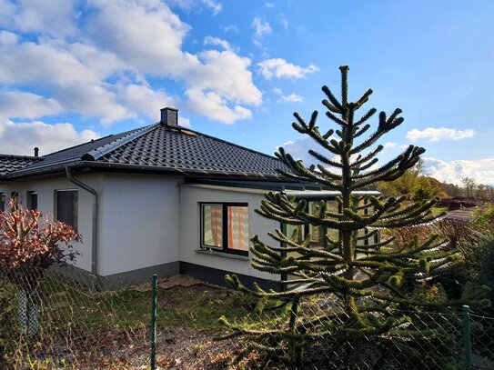 Bungalow in absoluter Ruhe mit Wintergarten und Kamin auf der Insel Rügen