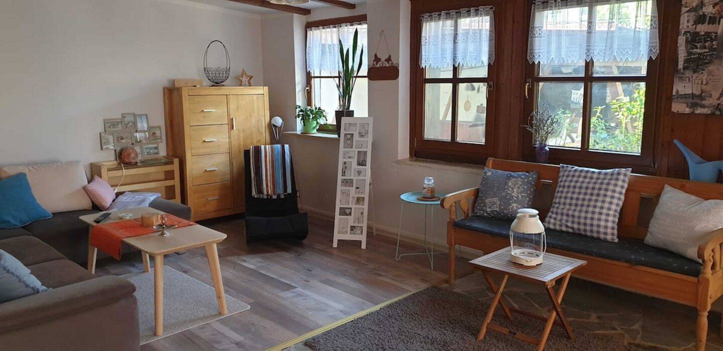 hochwertig ausgestattete Wohnung mit Balkon in Berlin - Photo 1