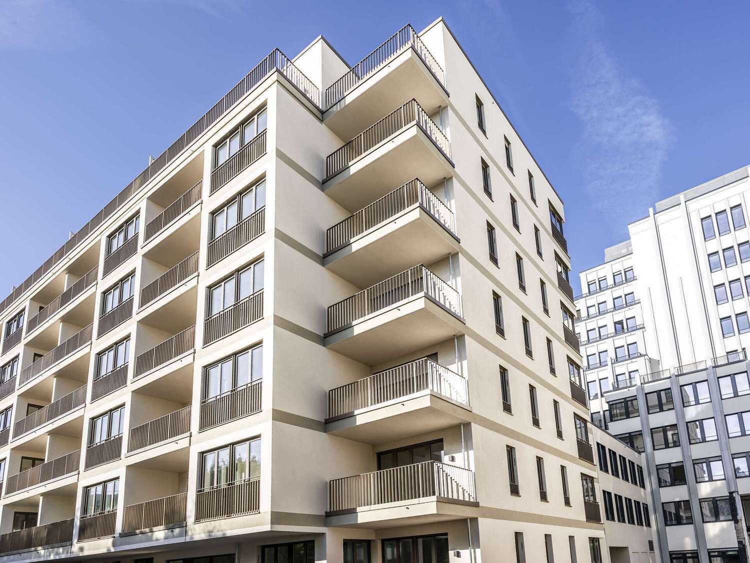 Große 2-Zi. Whg. mit hochwertiger Einbauküche & Balkon! - Foto 1