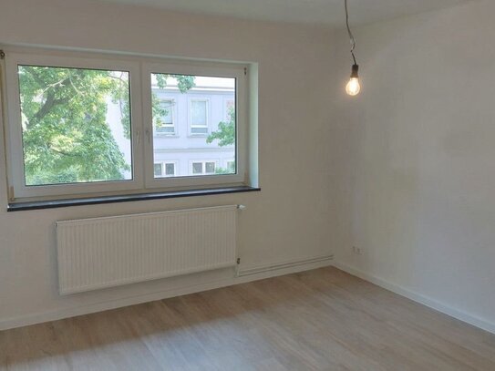 Sanierte & helle 2 Zimmer-Wohnung in top Lage von Elmshorn