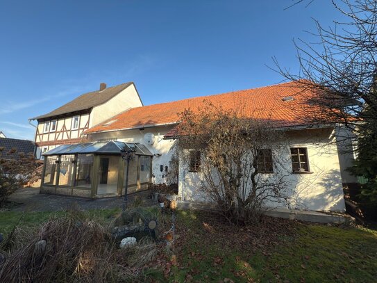 Historisches Einfamilienhaus mit Gewerbeeinheit - Charme, Platz und Potenzial in Top Lage!