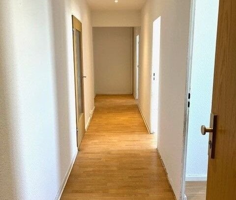 Schöne 4 Zimmerwohnung im Grünen