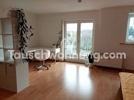 [TAUSCHWOHNUNG] Südstadt, Weitblick, Balkon, sehr hell+ruhig! Suche ab 2 Zi.