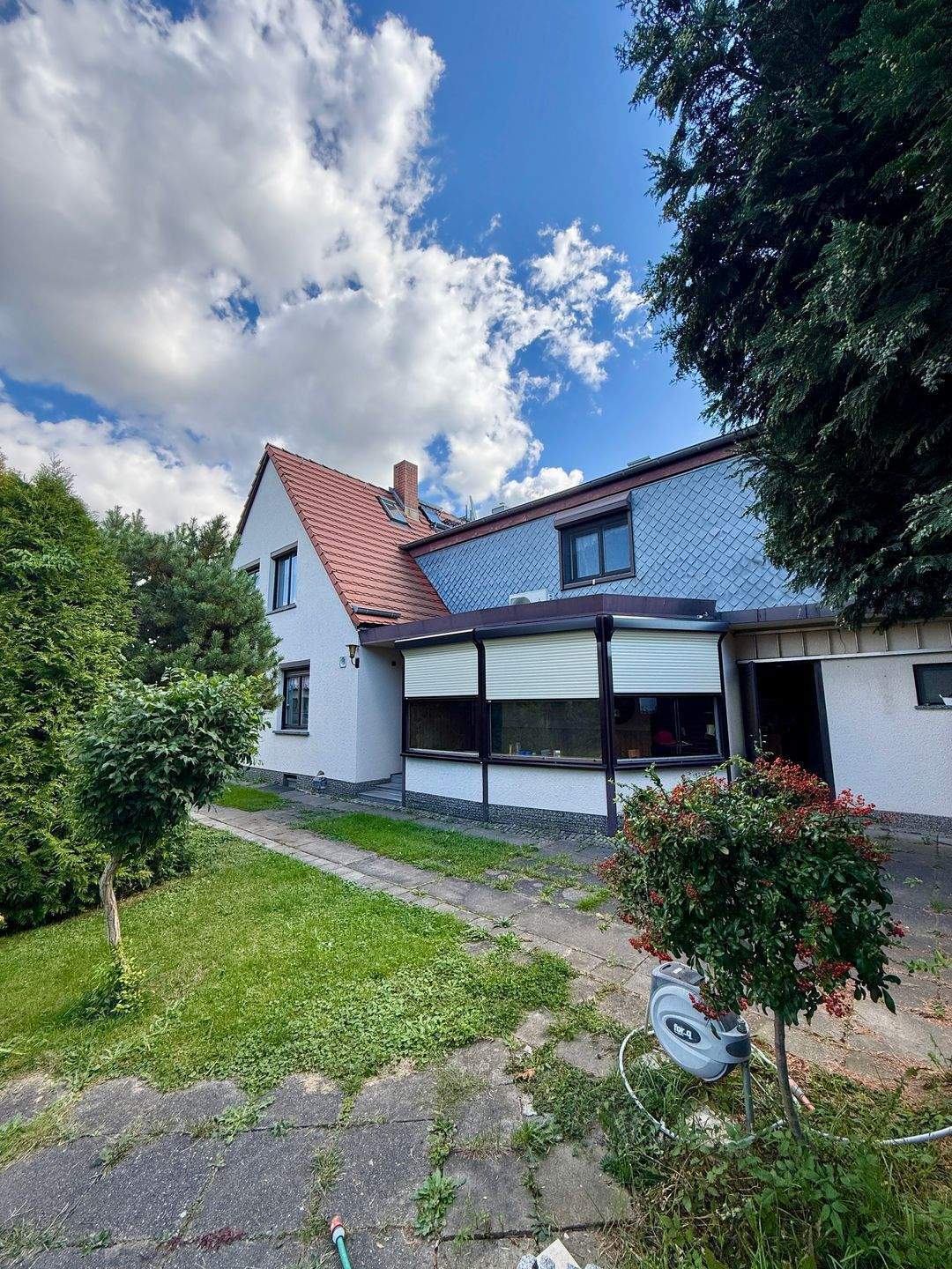 Tolle Doppelhaushälfte mit großem Garten in ruhiger Wohnsiedlung in Dresden