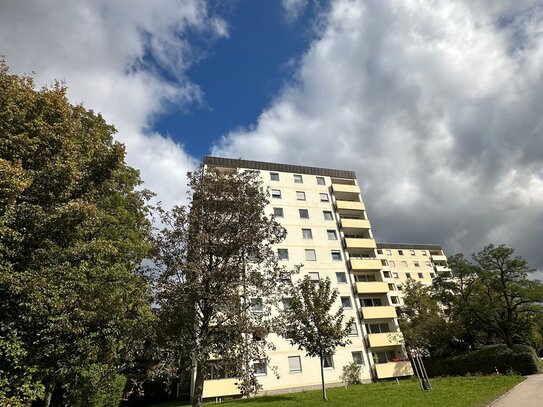 Den eigenen Geschmack verwirklichen! 3- Zimmer-Wohnung mit viel Potenzial in München Laim