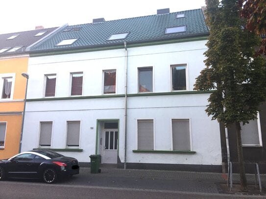 5-Raum-Maisonette-Wohnung mit zugehörigem Garten / Kamin