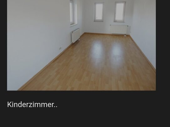 Schöne 3-Raum-Wohnung mit ausgebauten Dachboden