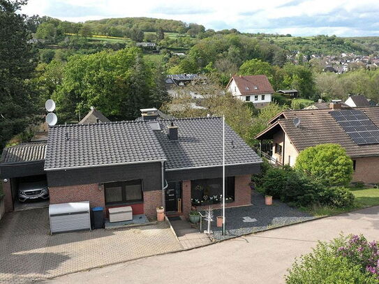 Geräumiges, gepflegtes 7-Zimmer-Einfamilienhaus mit gehobener Innenausstattung in 52372 Kreuzau