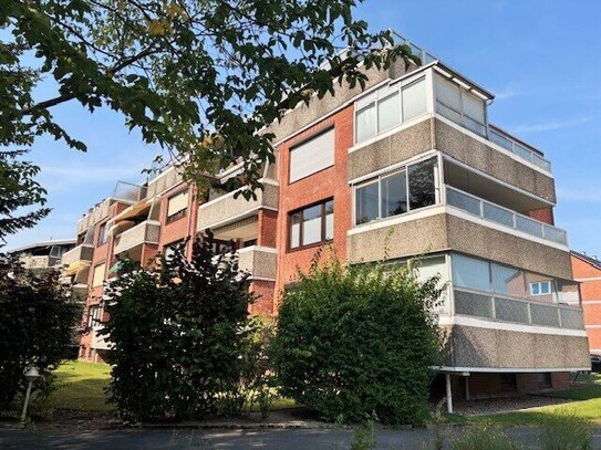 helle 2-Zimmer-Wohnung mit großer, sonniger Dachterrasse und Garage