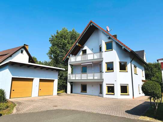 *BEZUGSFREI* Ruhig und sonnig gelegenes Haus mit Einliegerwohnung, Doppelgarage und Garten, Grund 655m², Wohnfl. 200m²